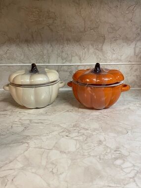 Enamel Pumpkin-Shaped Covered Casserole - Orange and Cream